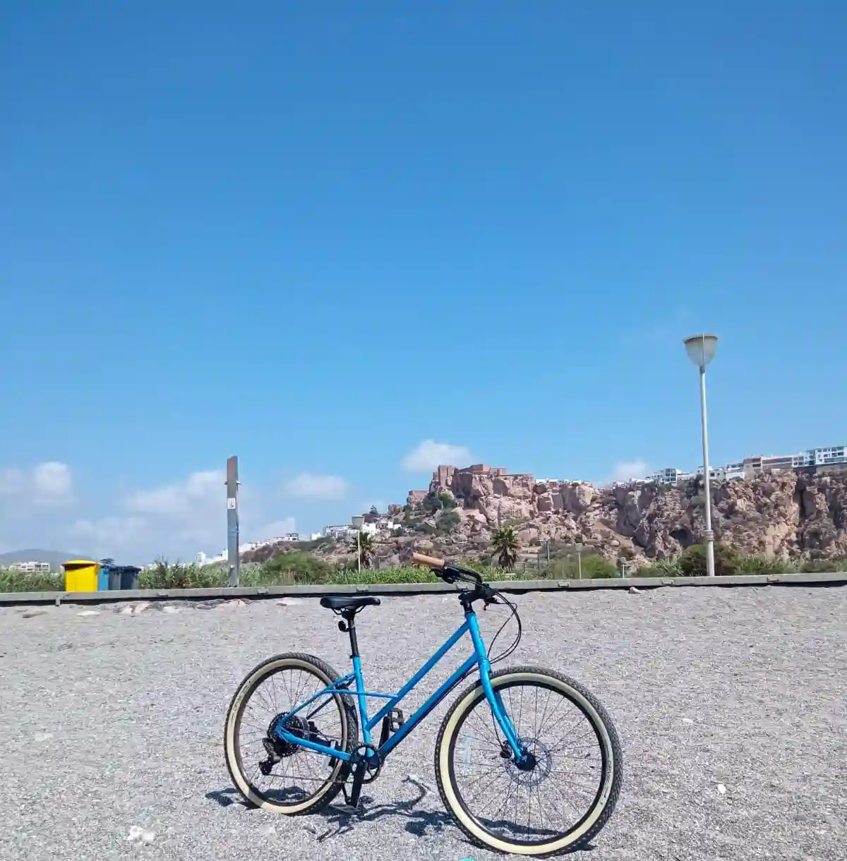 Alquiler de bicicletas en Salobreña junto al Castillo | Trujbike